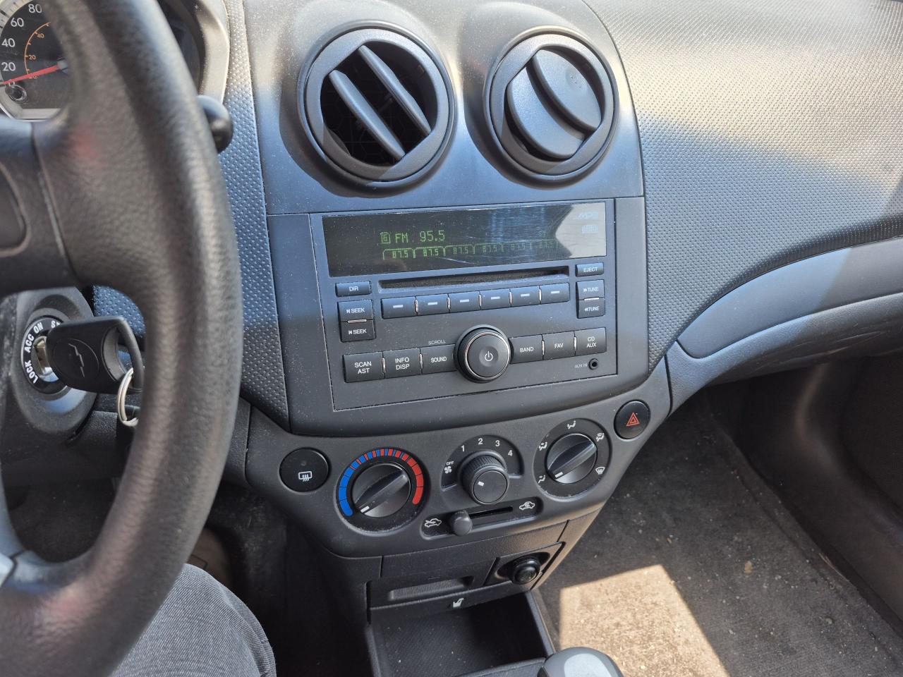 2009 Chevrolet Aveo LS AS-IS Photo22