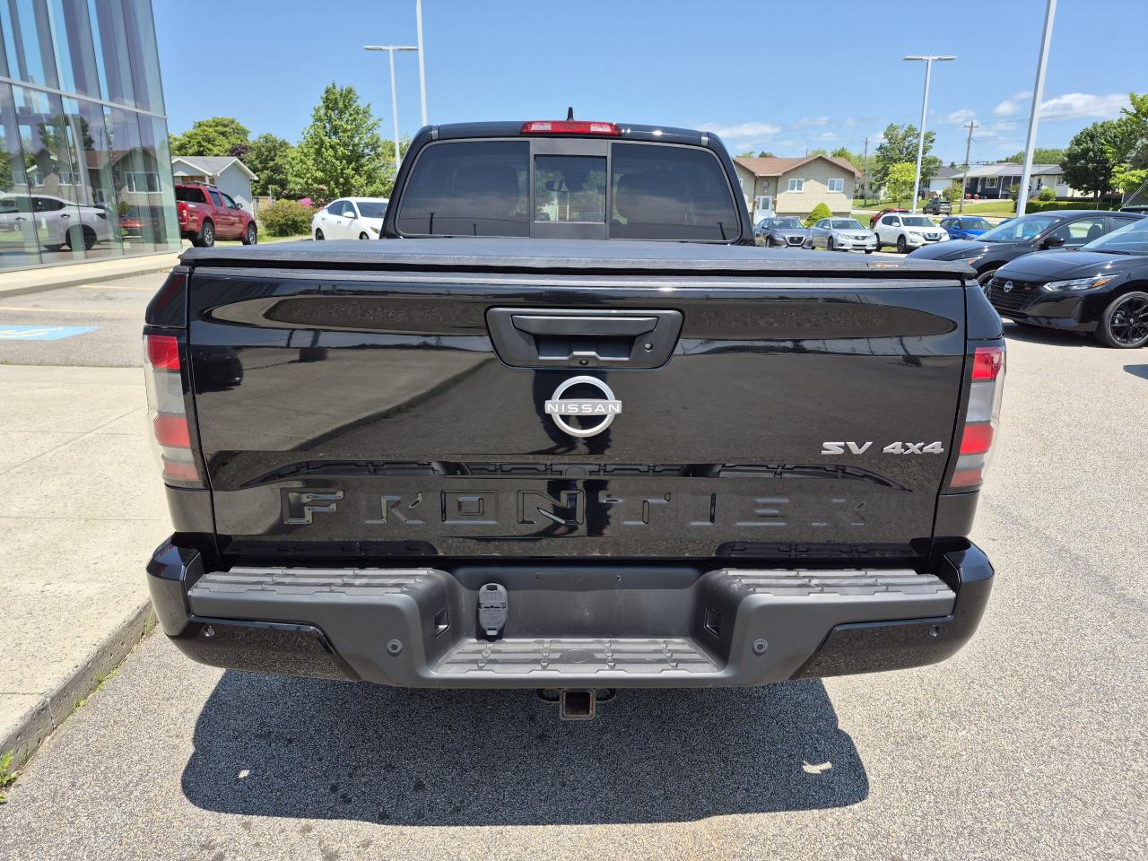 2022 Nissan Frontier SV SPORT Photo4