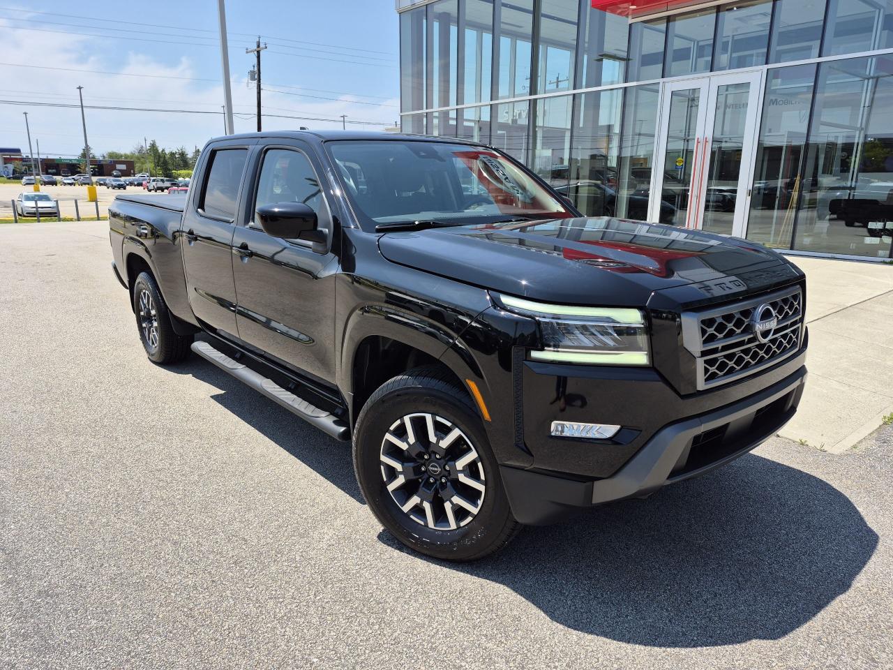2022 Nissan Frontier SV SPORT Photo1