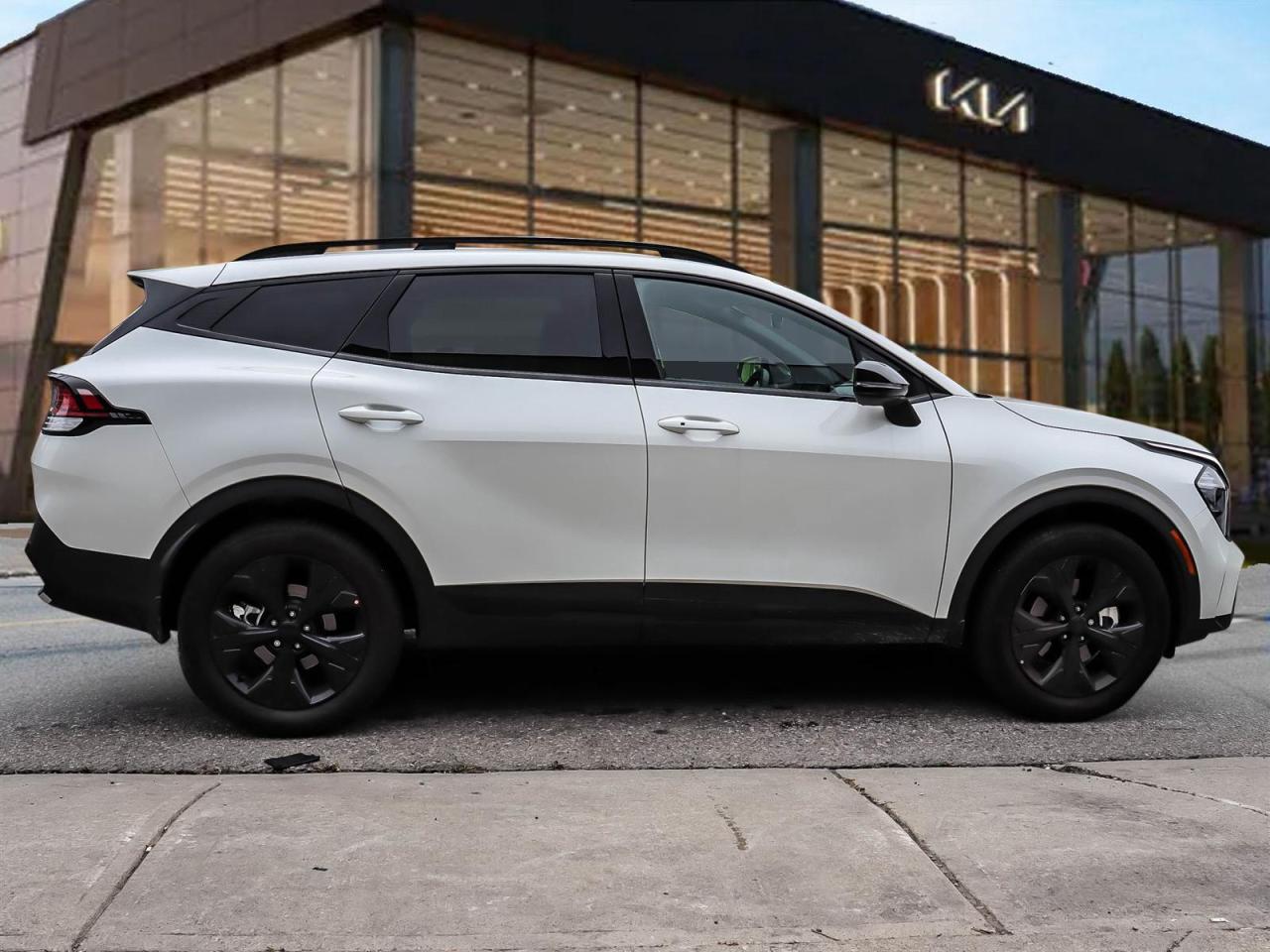 2025 Kia Sportage X-Line Photo2