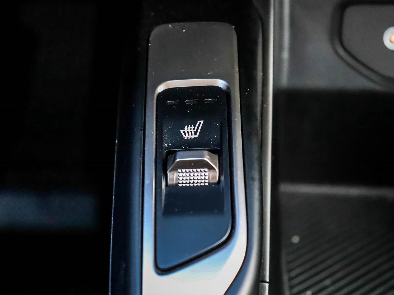 2025 Kia Sorento Hybrid EX Photo