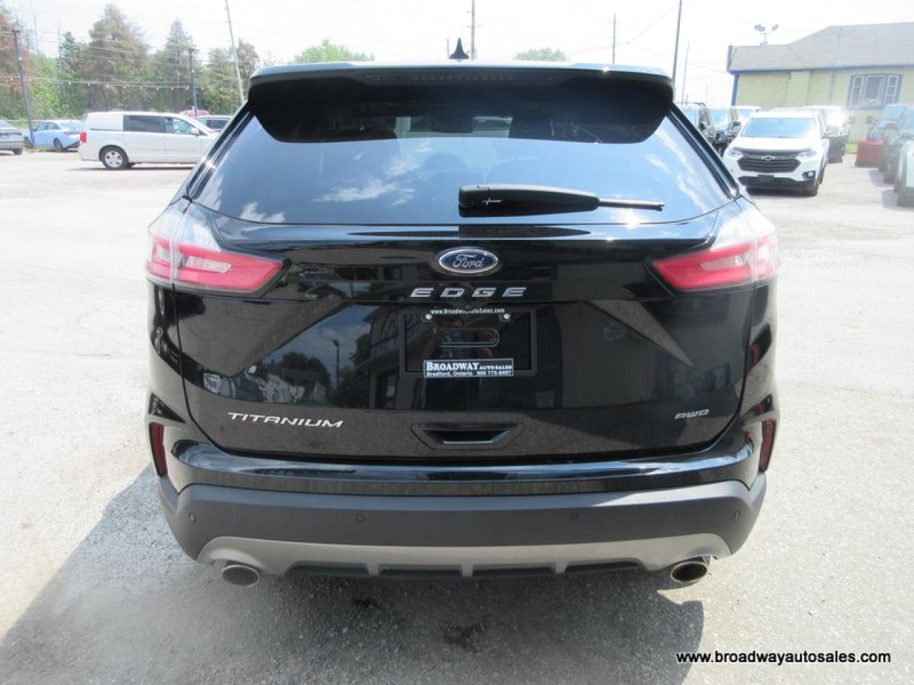 2021 Ford Edge ALL-WHEEL DRIVE TITANIUM-MODEL 5 PASSENGER 2.0L - DOHC.. NAVIGATION.. PANORAMIC SUNROOF.. LEATHER.. HEATED/AC SEATS.. POWER TAILGATE.. Photo