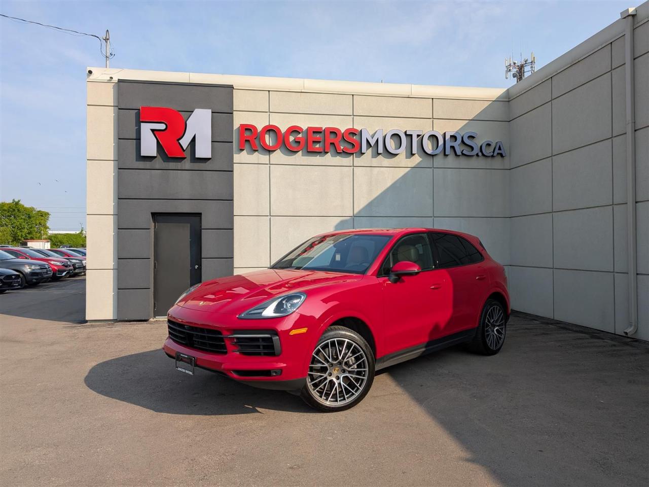 Used 2022 Porsche Cayenne AWD - NAVI - PANO ROOF - 360 CAMERA - TECH FEATURES for sale in Oakville, ON