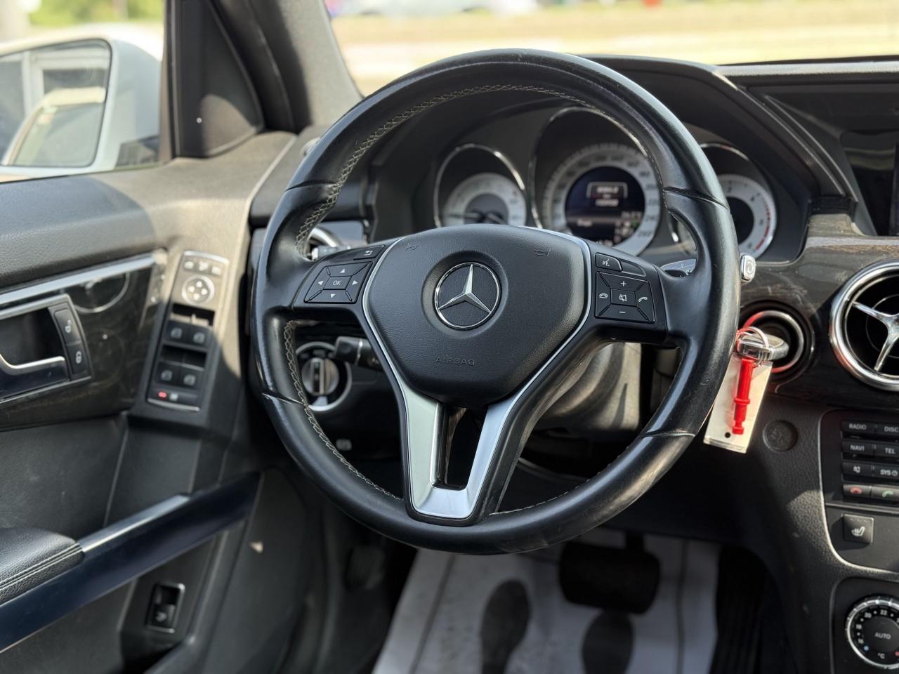 2013 Mercedes-Benz GLK-Class 250 BLUETEC | PANO | - Photo #18