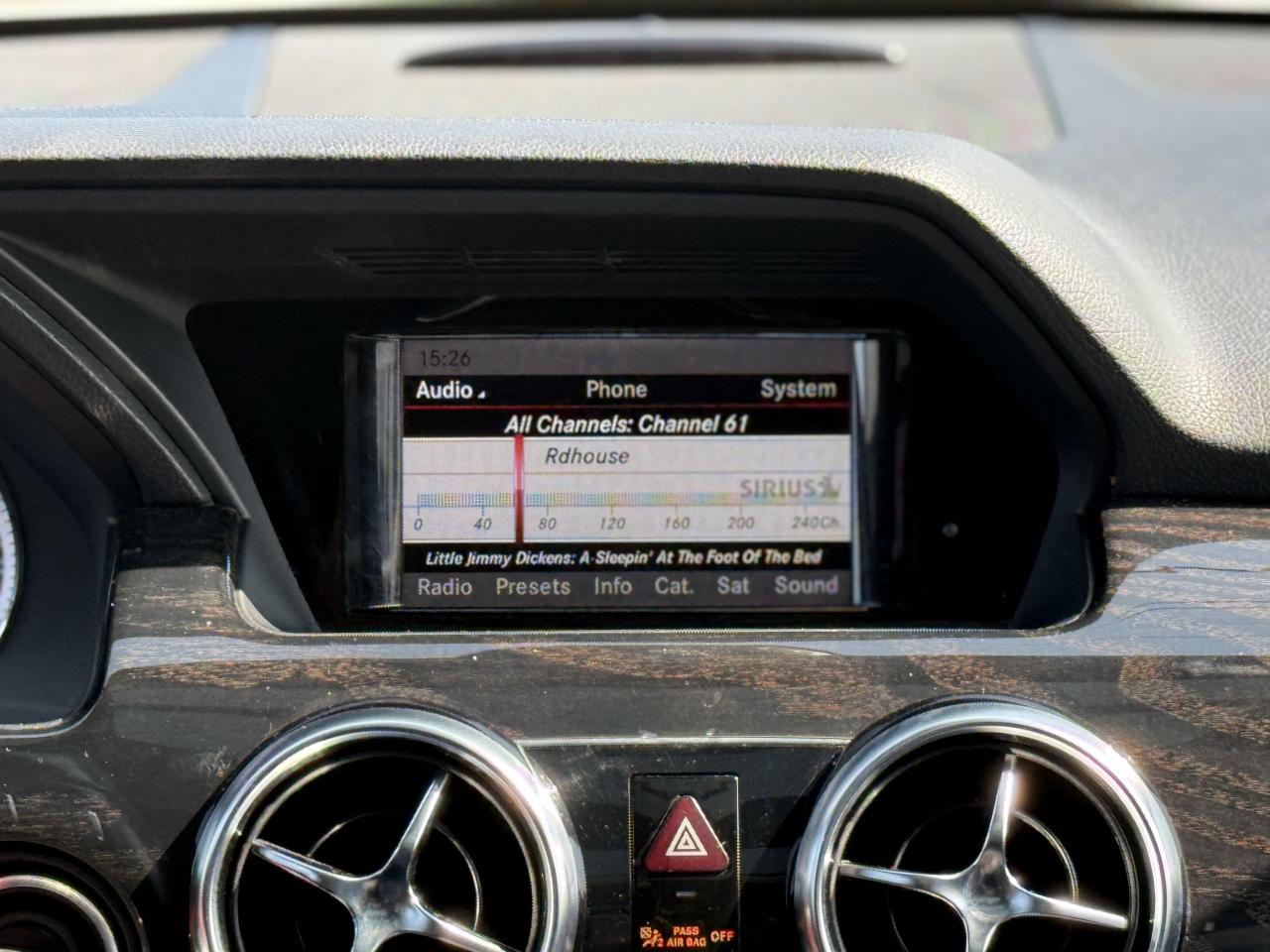 2013 Mercedes-Benz GLK-Class 250 BLUETEC | PANO | - Photo #23