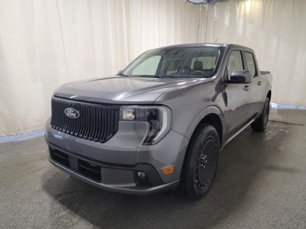 New 2025 Ford Maverick LOBO STANDARD AWD SUPERCREW for sale in Regina, SK