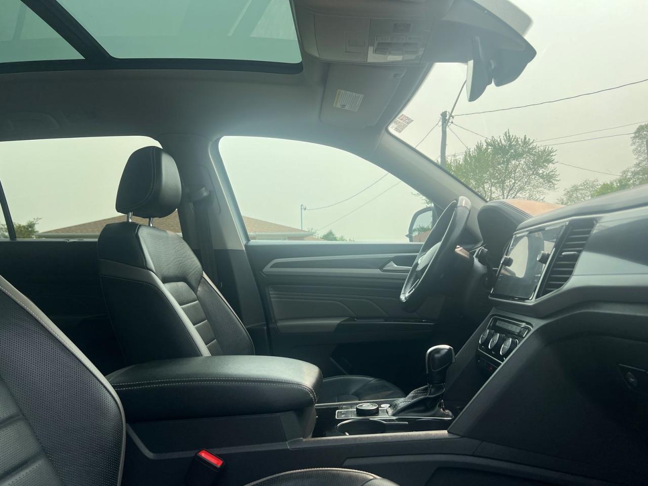 2021 Volkswagen Atlas EXECLINE - Photo #11
