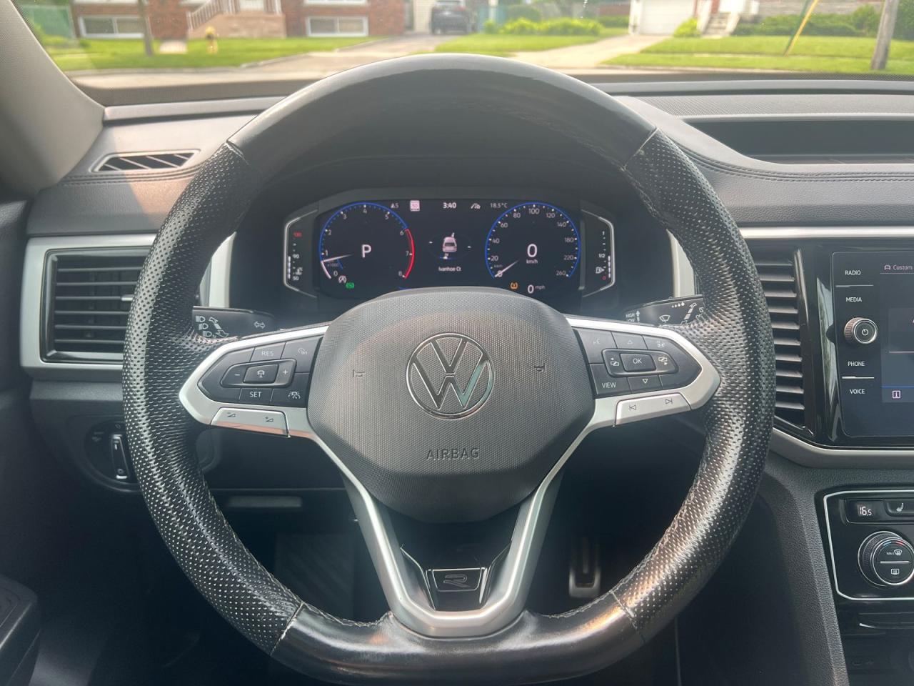 2021 Volkswagen Atlas EXECLINE - Photo #17