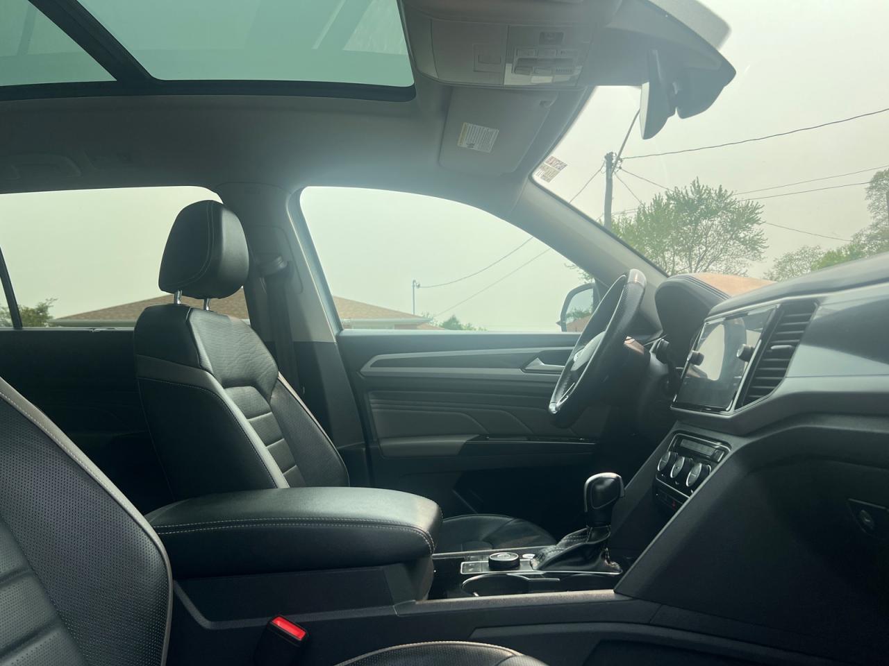 2021 Volkswagen Atlas EXECLINE - Photo #11