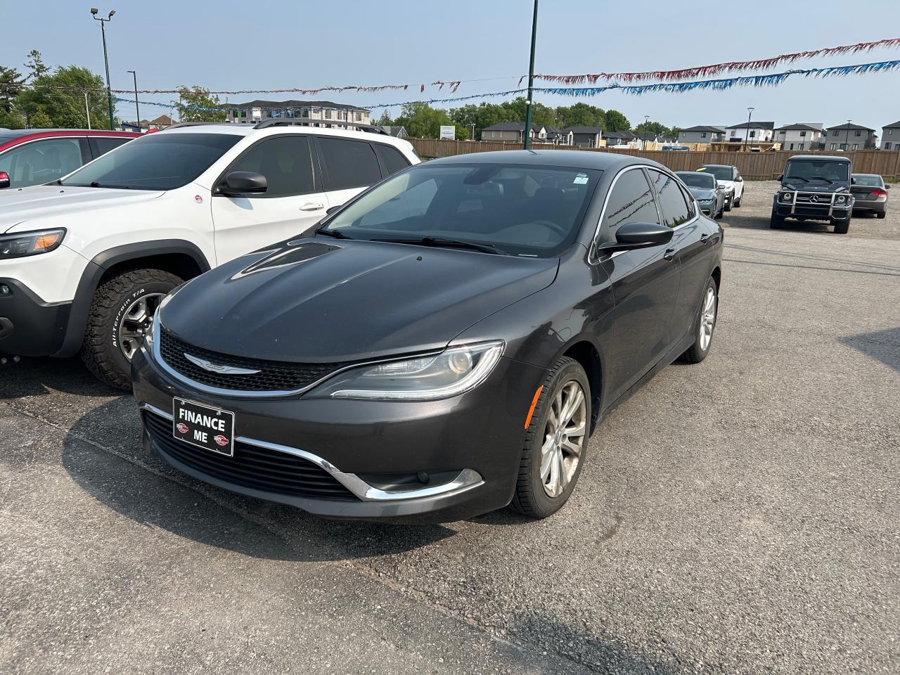2016 Chrysler 200 Limited - Photo #4
