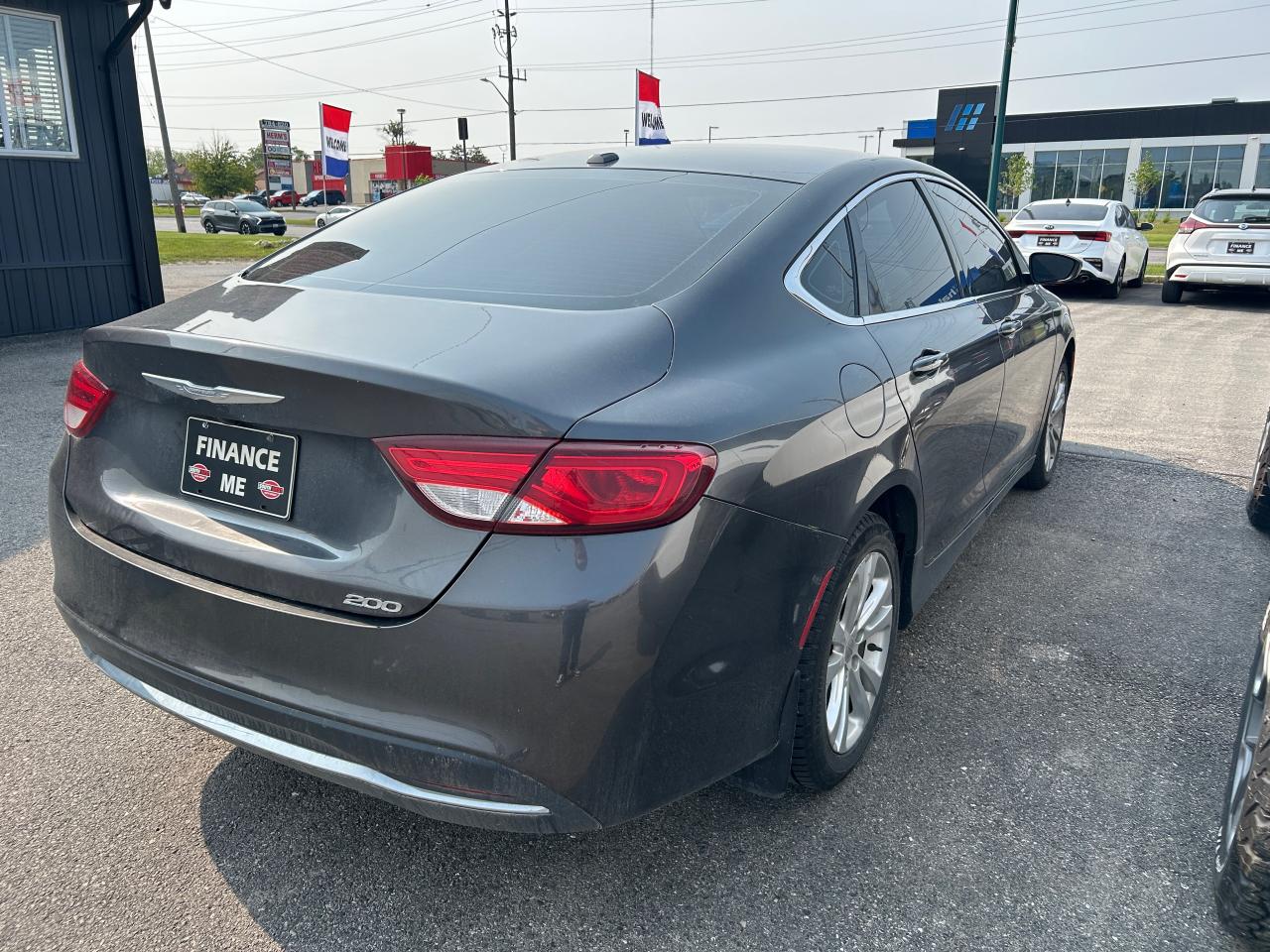 2016 Chrysler 200 Limited - Photo #3