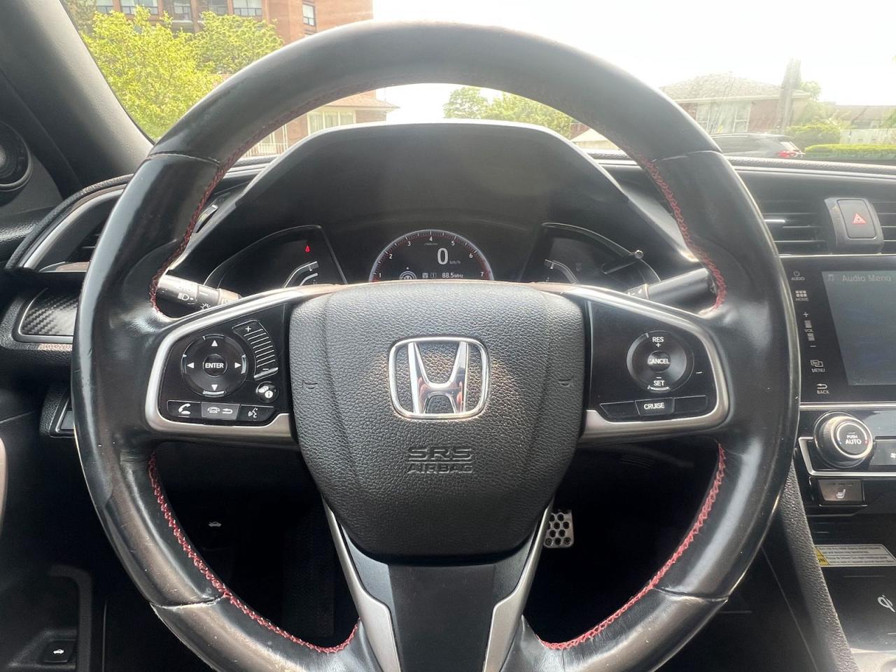 2018 Honda Civic coupe si - Photo #22