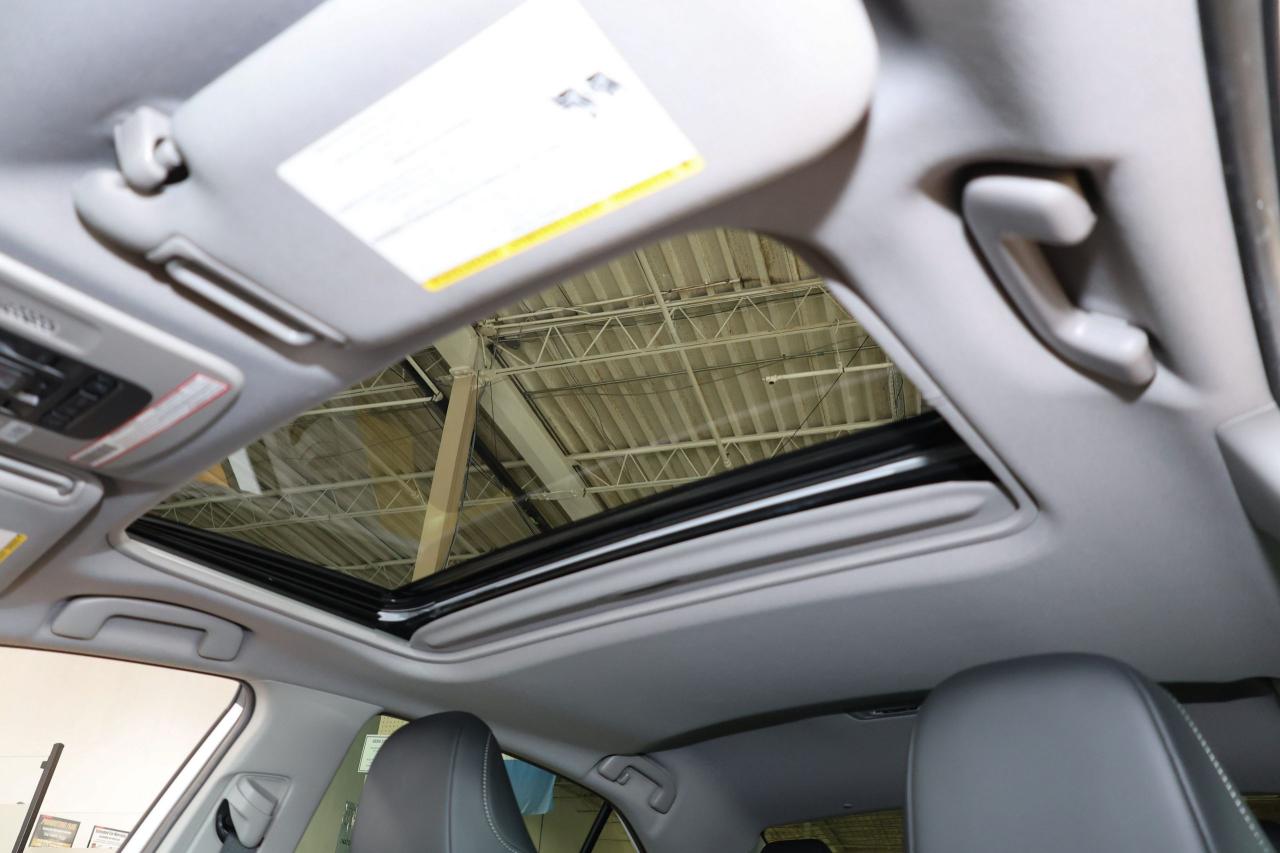 2022 Toyota Camry XSE HYBRID - LEATHER|SUNROOF|CAMERA|BLINDSPOT - Photo #10
