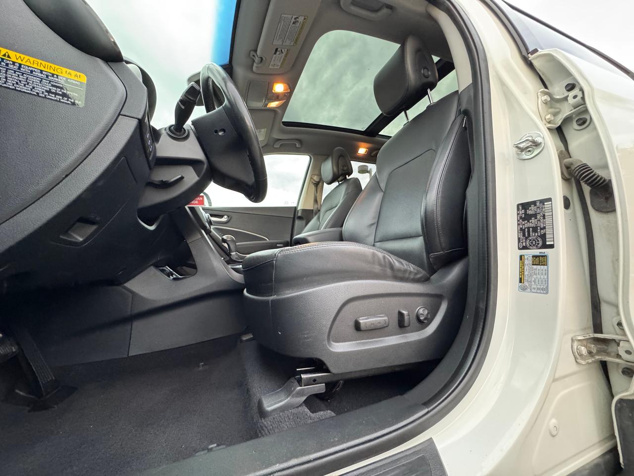 2017 Hyundai Santa Fe XL Luxury - Photo #12