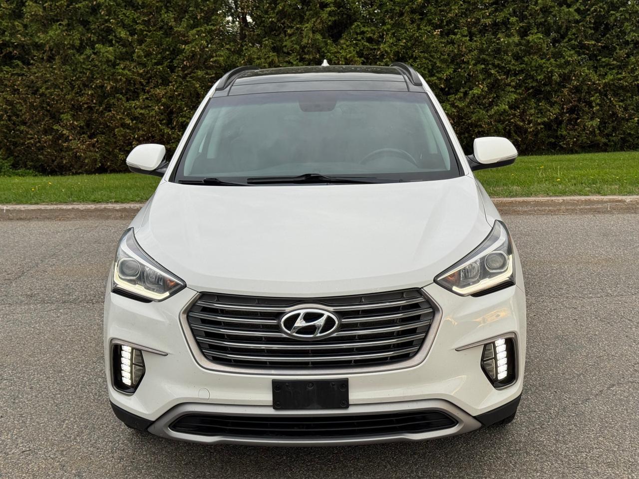 2017 Hyundai Santa Fe XL Luxury - Photo #2