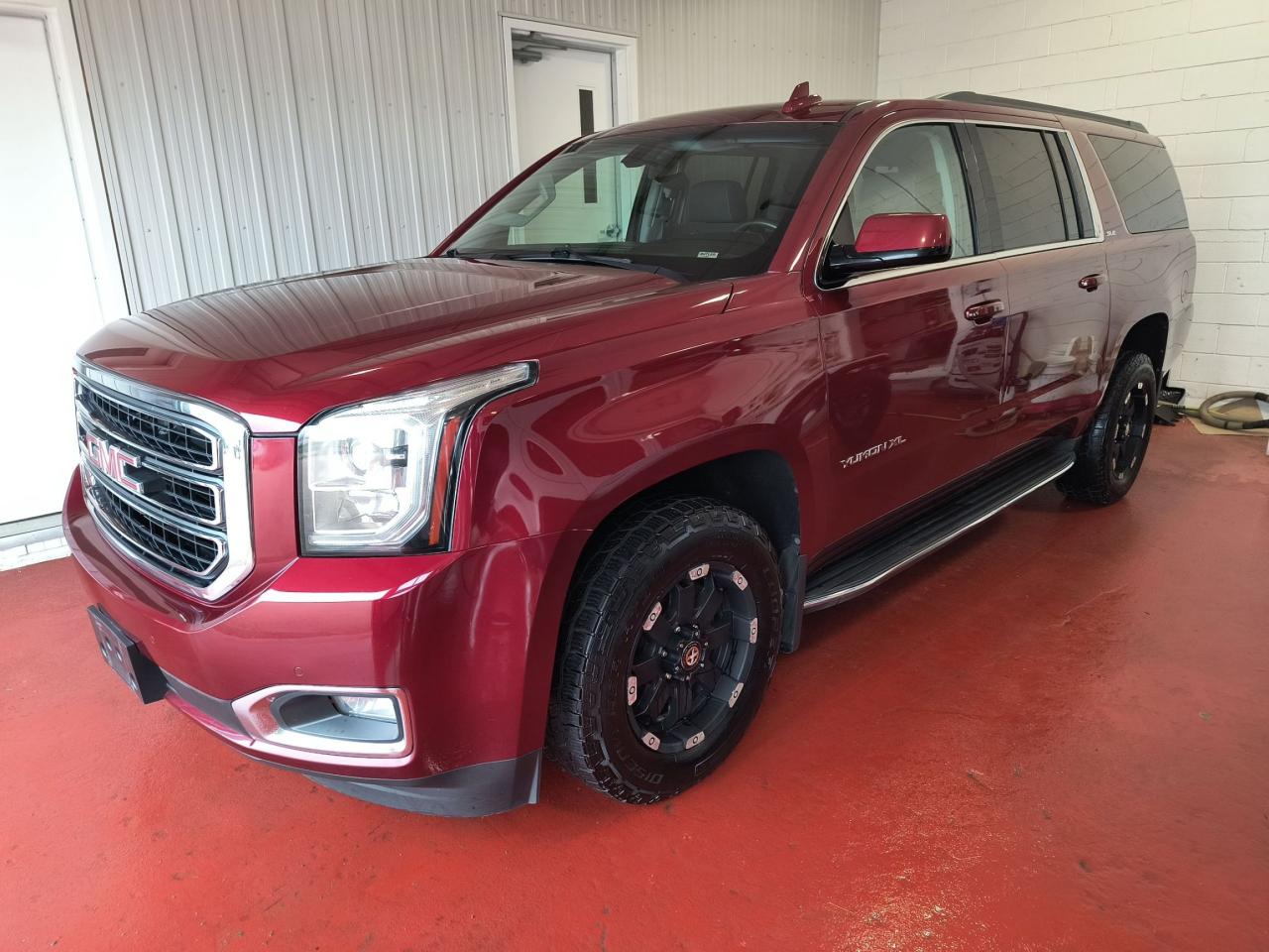 Used 2017 GMC Yukon XL SLE for sale in Pembroke, ON