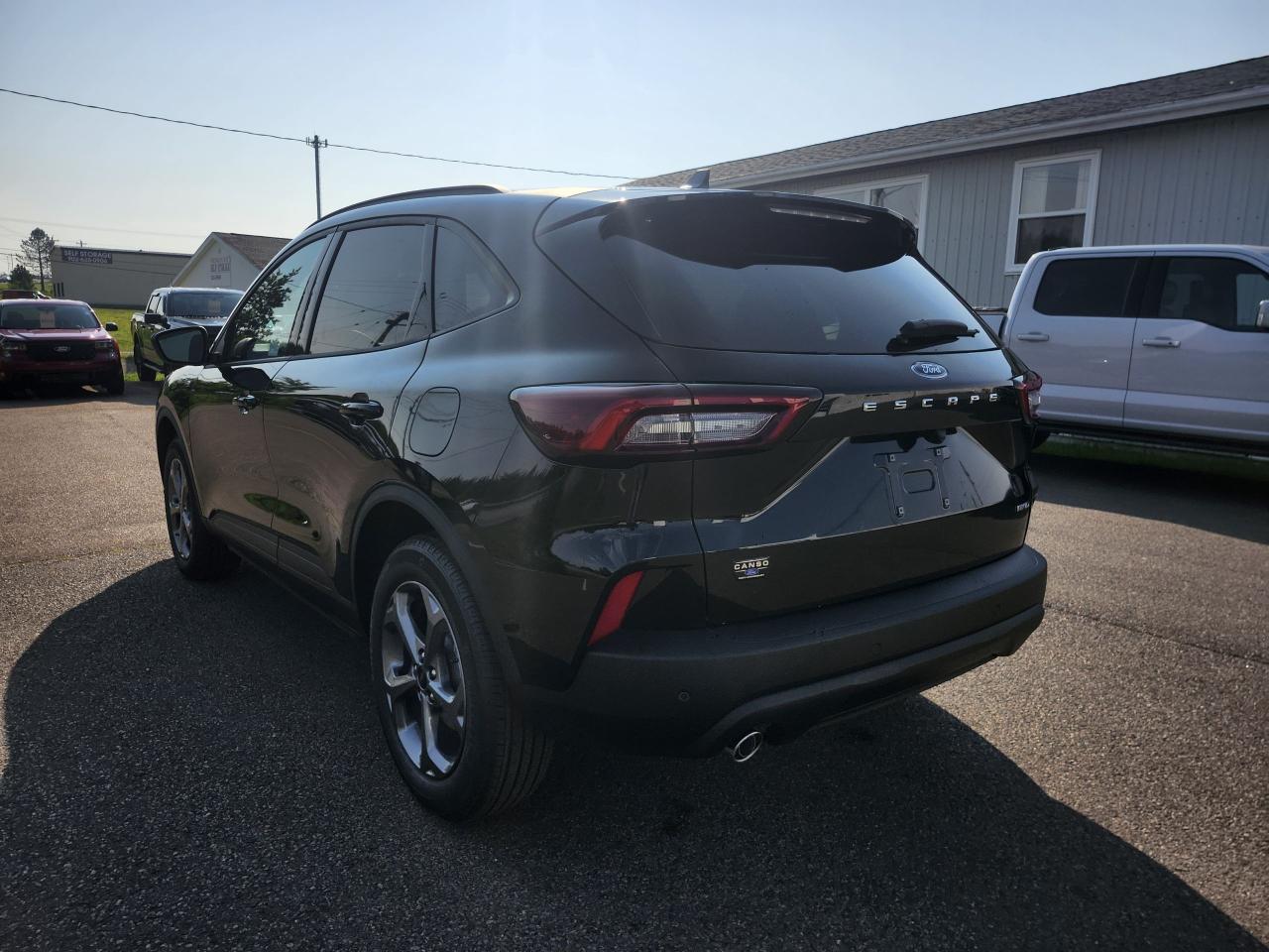 2025 Ford Escape ST-Line AWD Photo5