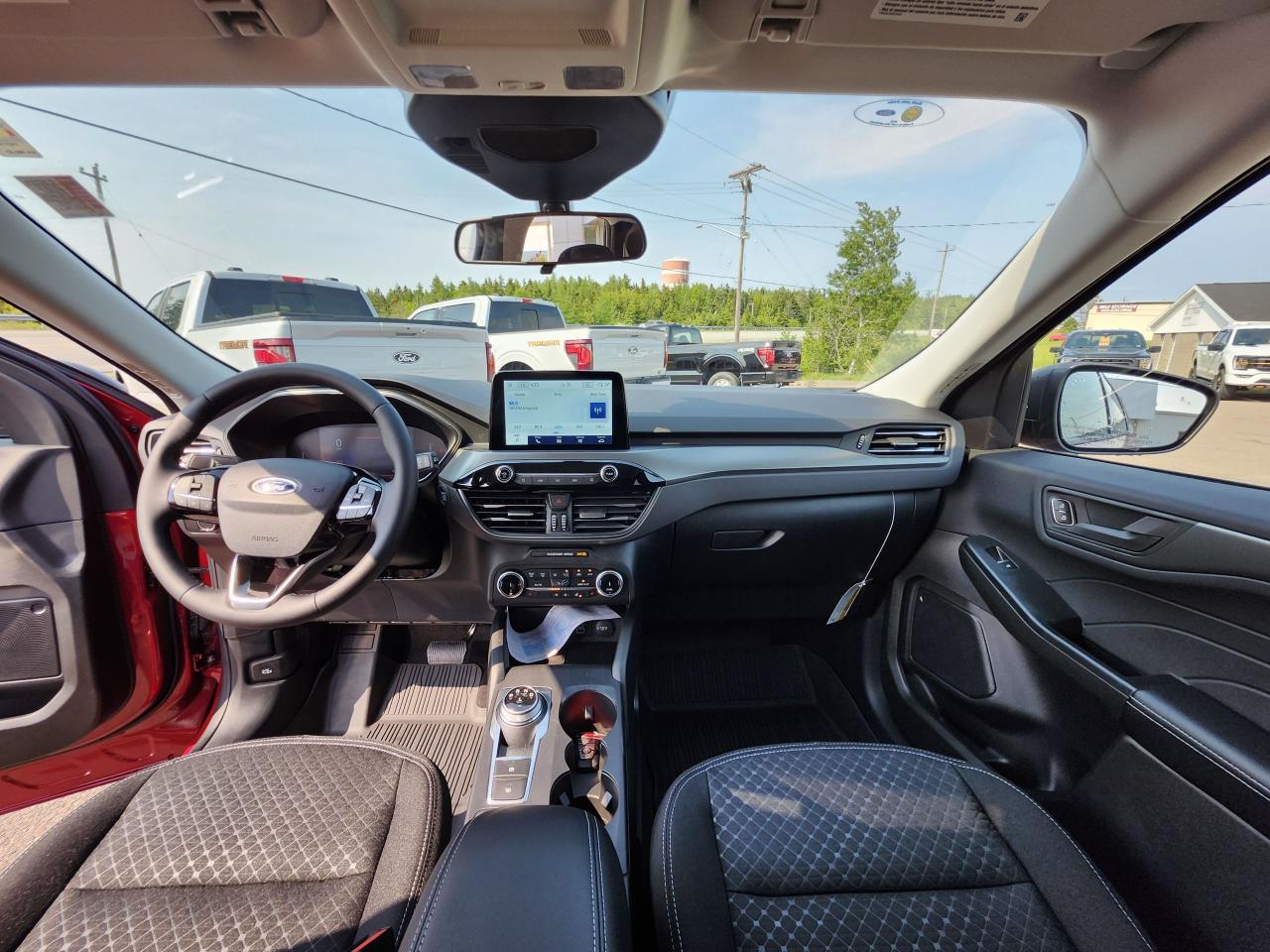 2025 Ford Escape Active AWD Photo5
