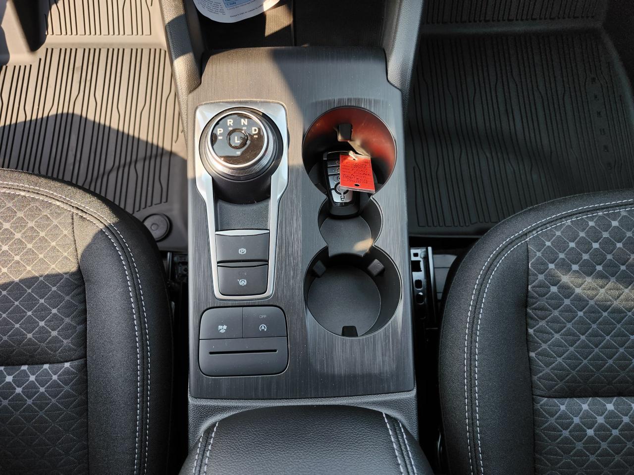 2025 Ford Escape Active AWD Photo5