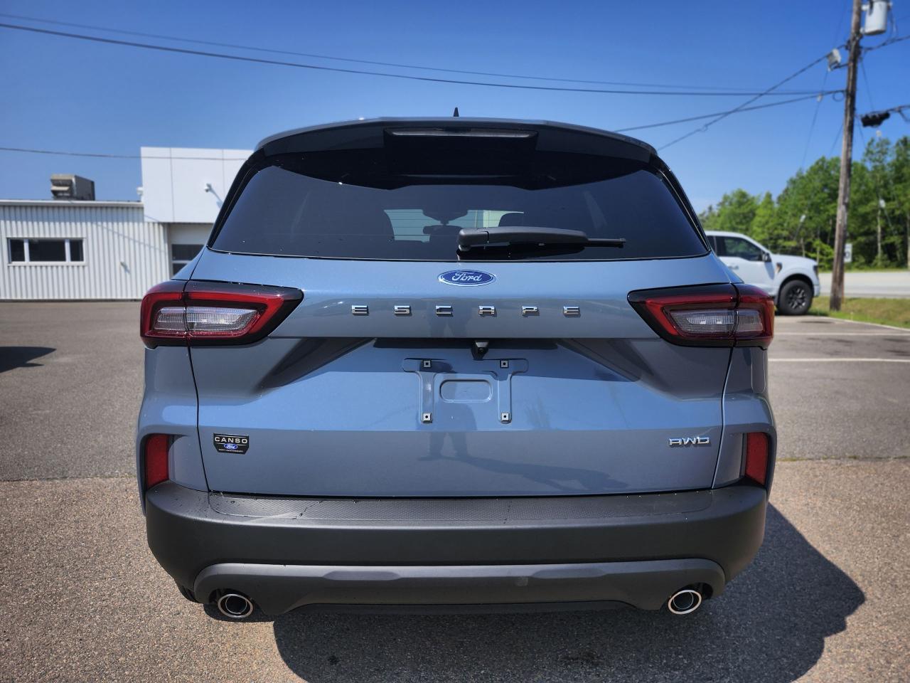 2025 Ford Escape ST-Line AWD Photo5