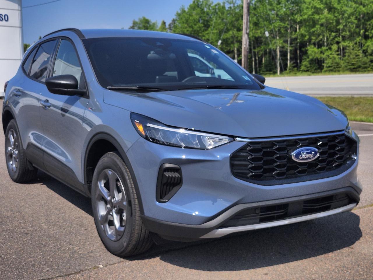 2025 Ford Escape ST-Line AWD Photo5