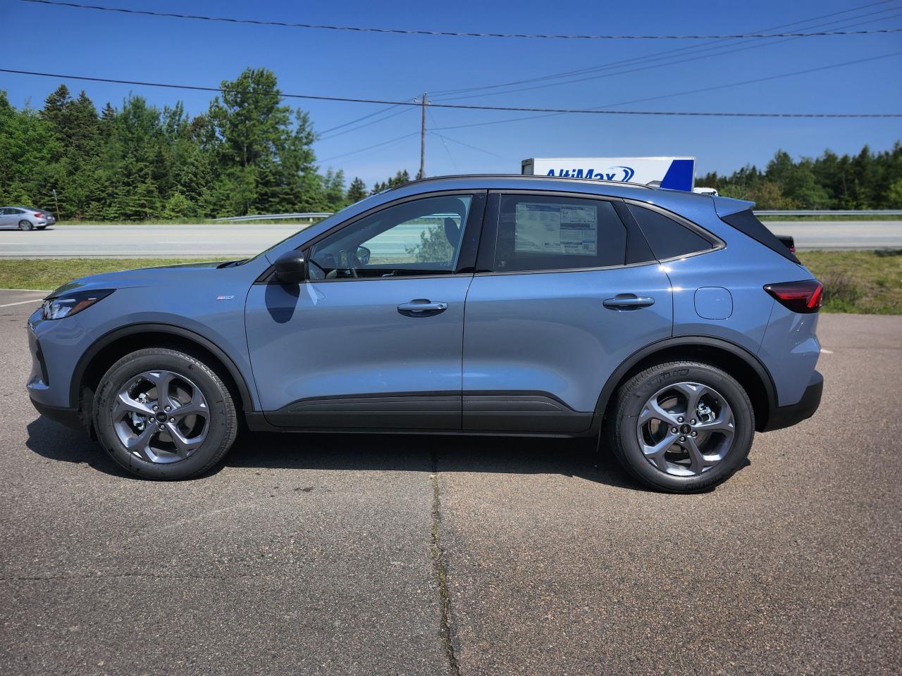 2025 Ford Escape ST-Line AWD Photo5