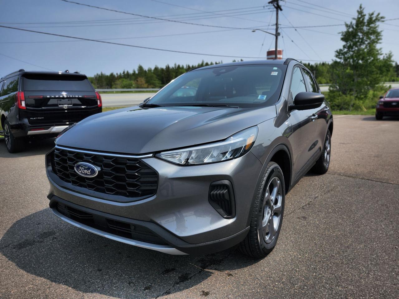 2025 Ford Escape ST-Line AWD Photo5