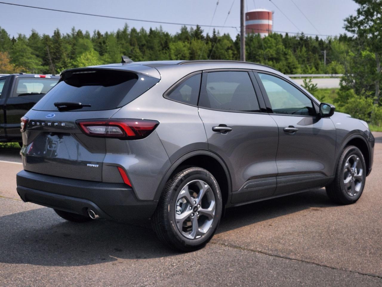 2025 Ford Escape ST-Line AWD Photo4