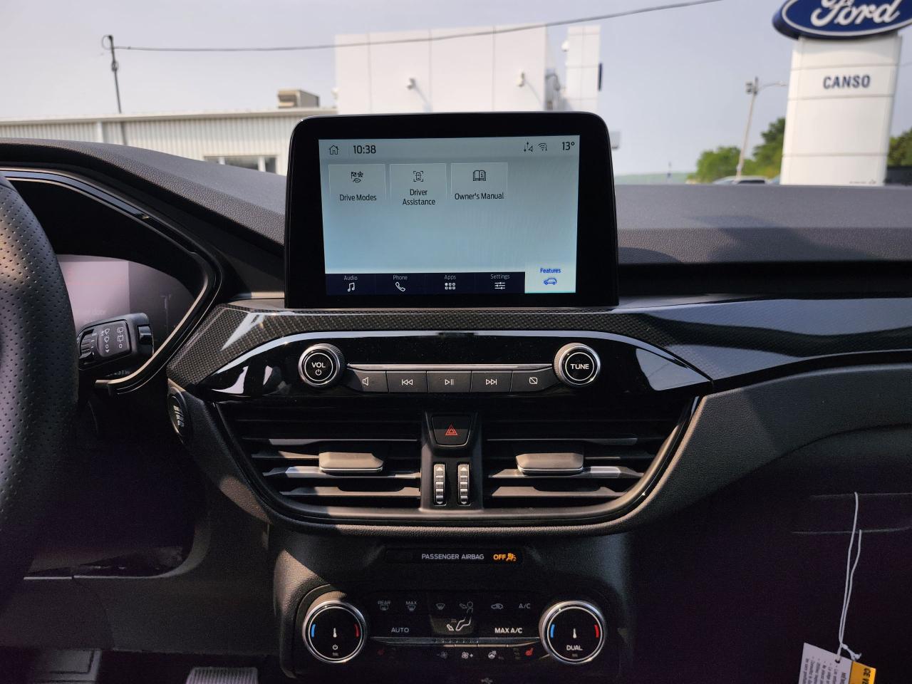 2025 Ford Escape ST-Line AWD Photo5