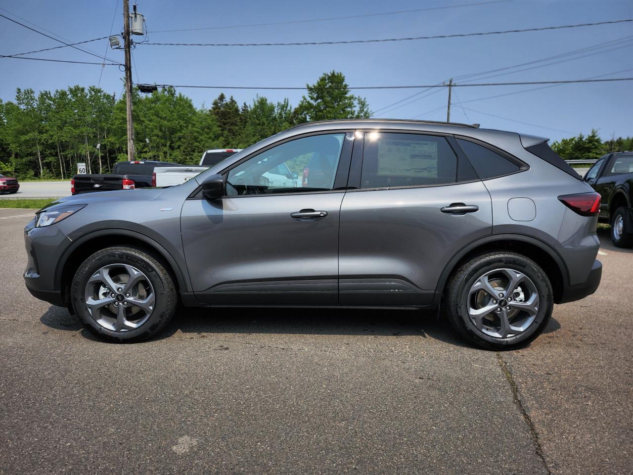 2025 Ford Escape ST-Line AWD Photo5