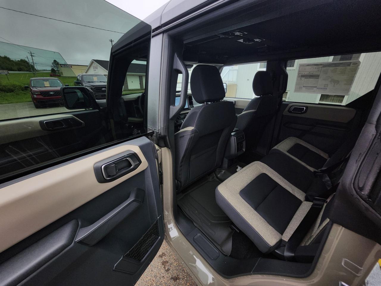 2025 Ford Bronco Big Bend 4 Door 4x4 Photo5