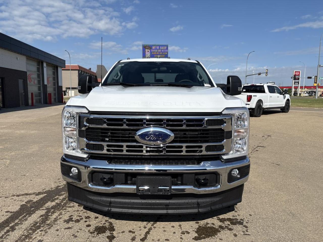2025 Ford F-350 Super Duty DRW XLT 8' Box 623A Photo5
