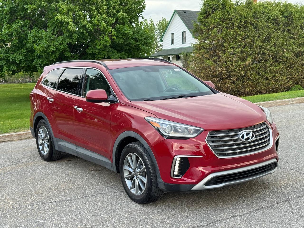 2017 Hyundai Santa Fe XL  - Photo #2