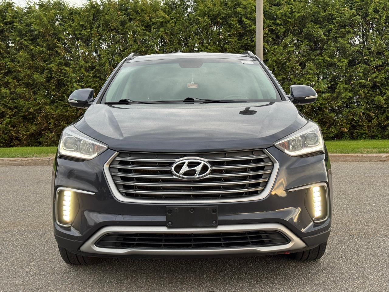 2017 Hyundai Santa Fe XL Premium - Photo #2