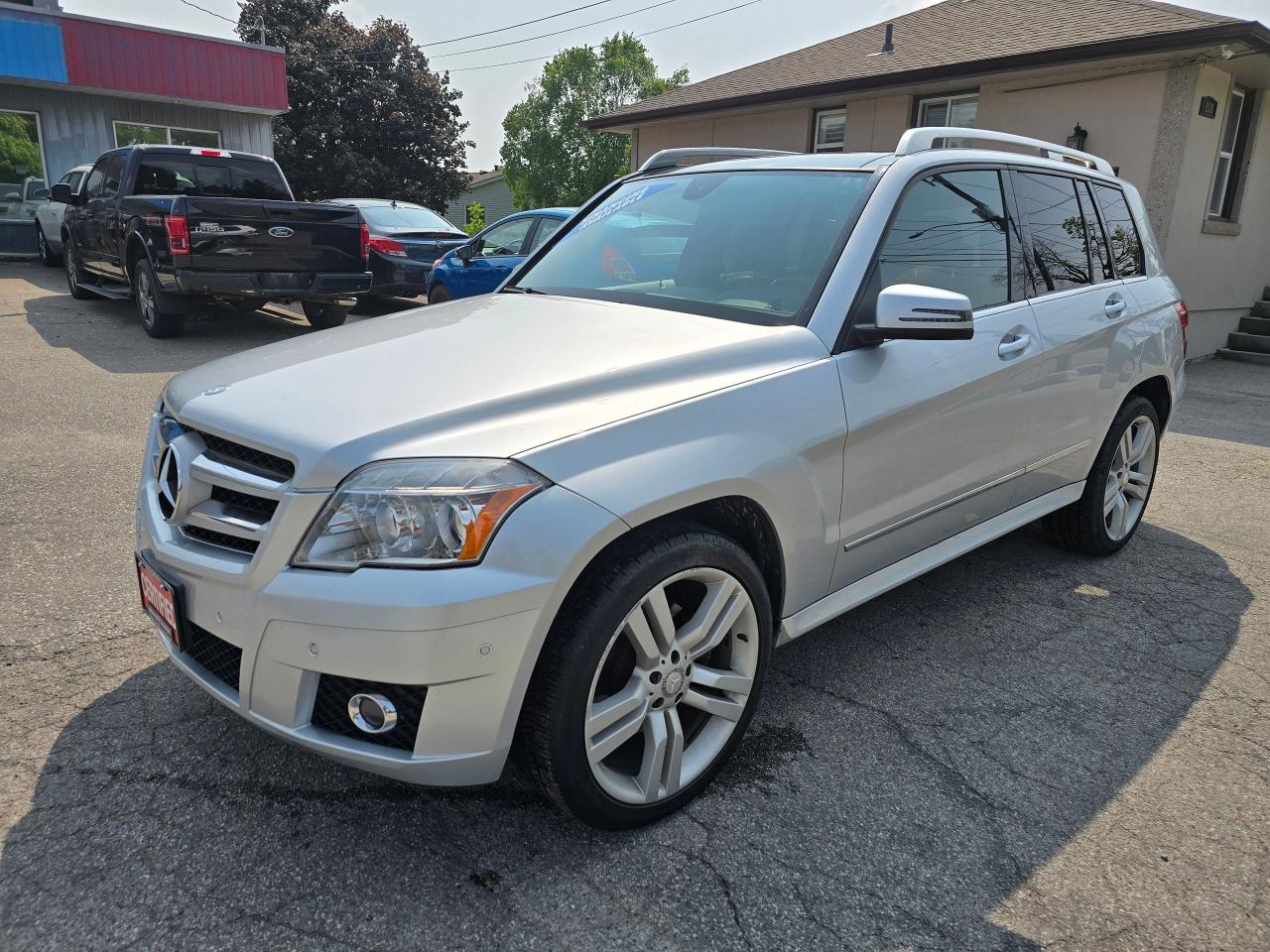 Used 2011 Mercedes-Benz GLK-Class 4MATIC 4dr GLK 350 for sale in Brantford, ON