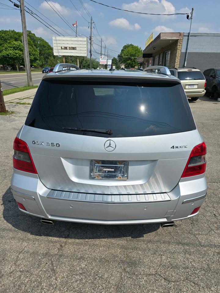 2011 Mercedes-Benz GLK-Class 4MATIC 4dr GLK 350 - Photo #10