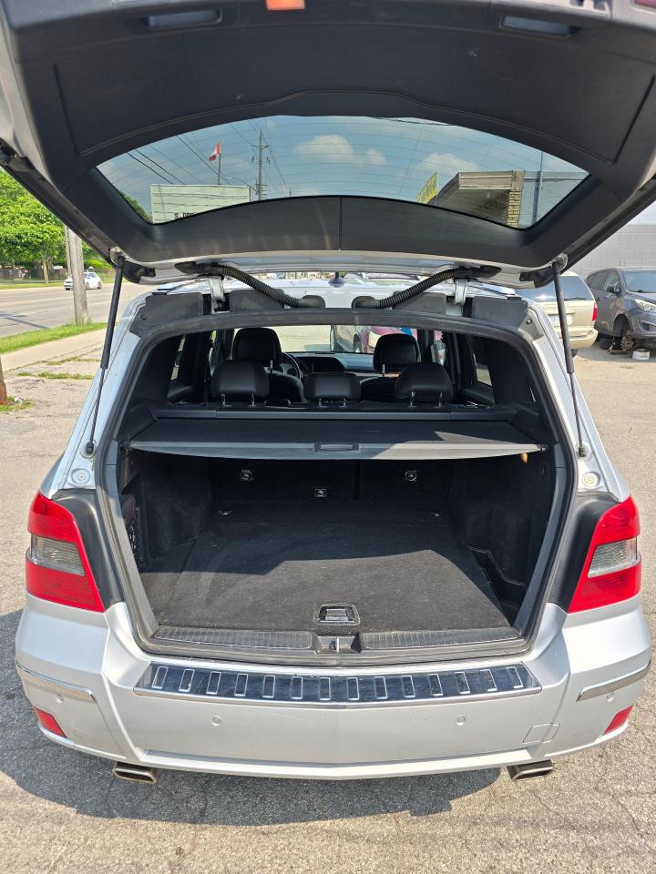 2011 Mercedes-Benz GLK-Class 4MATIC 4dr GLK 350 - Photo #11