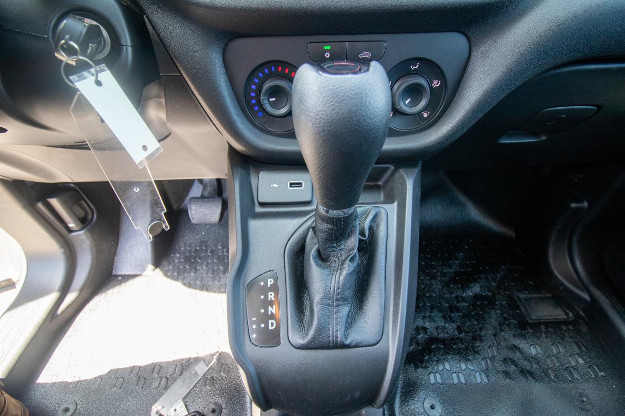 2022 RAM ProMaster Cargo Van Photo5