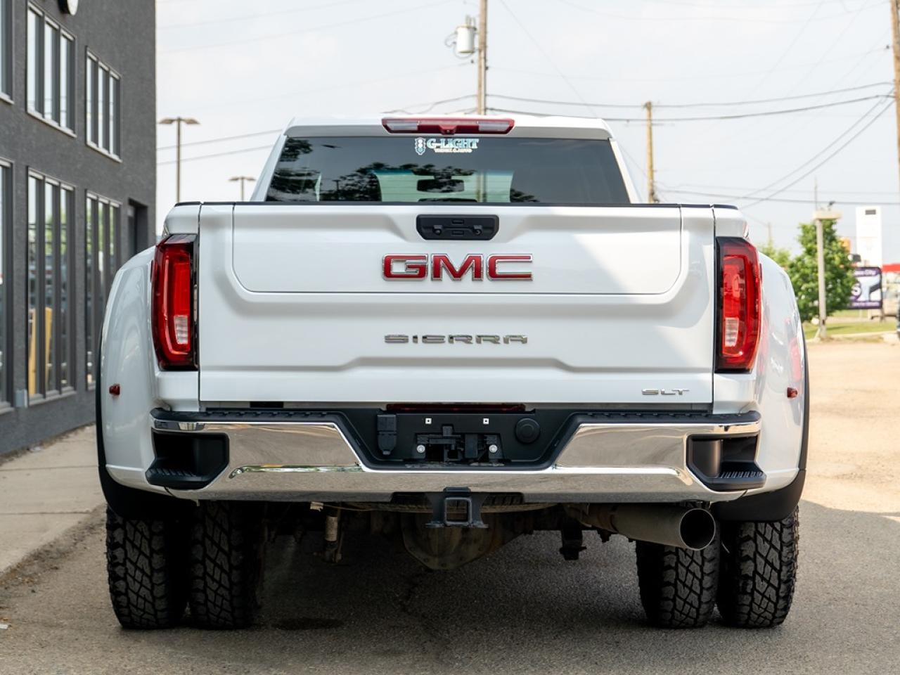 2022 GMC Sierra 3500 SLT DIESEL DUALLY Photo6