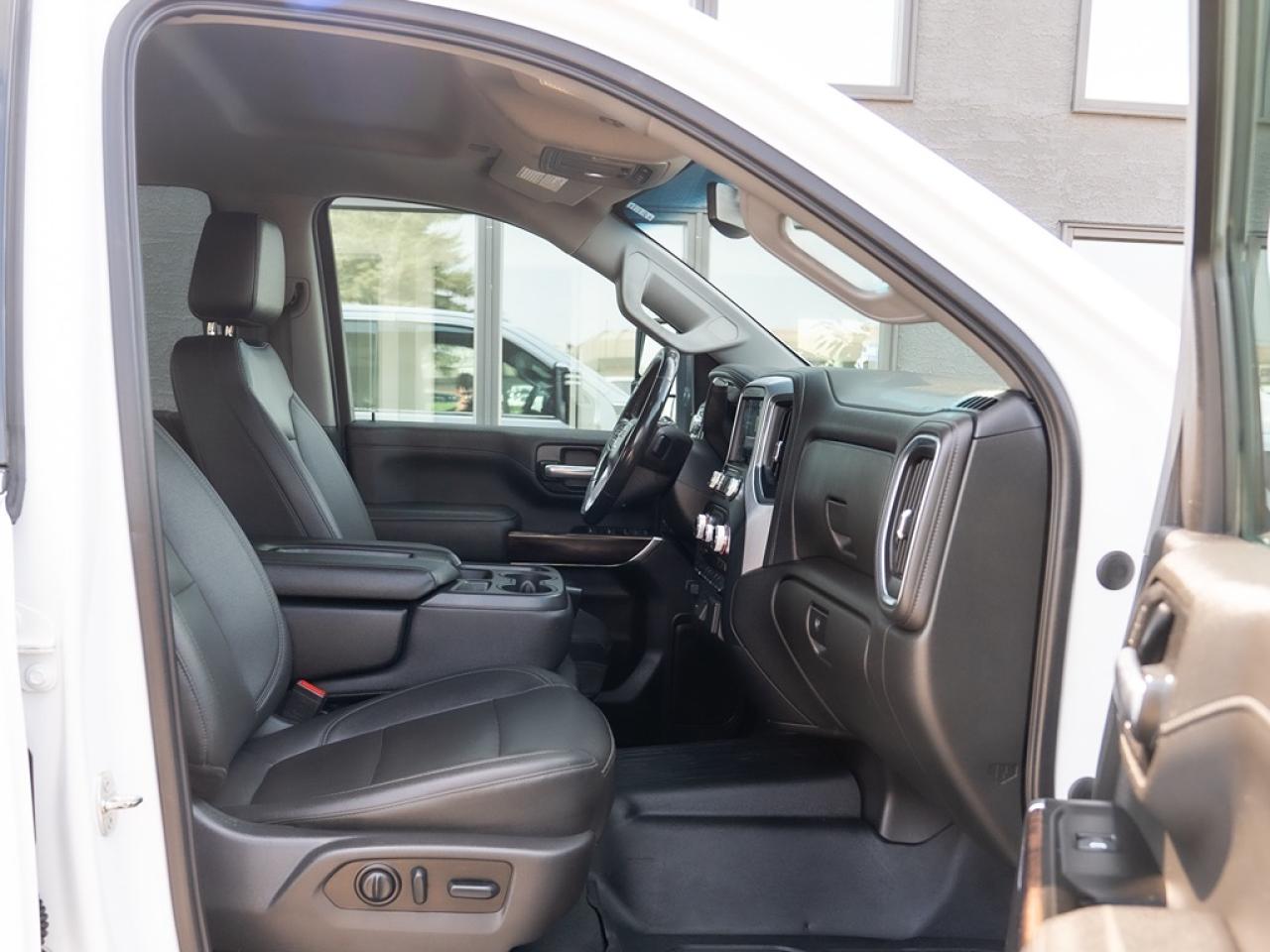 2022 GMC Sierra 3500 SLT DIESEL DUALLY Photo20