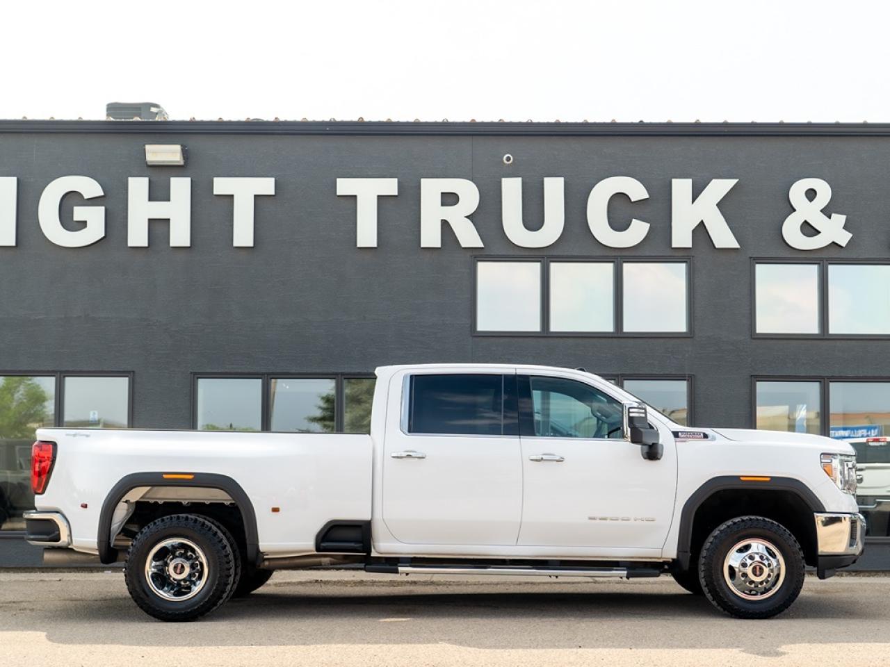 2022 GMC Sierra 3500 SLT DIESEL DUALLY Photo4