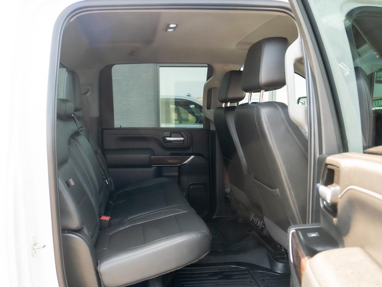 2022 GMC Sierra 3500 SLT DIESEL DUALLY Photo21