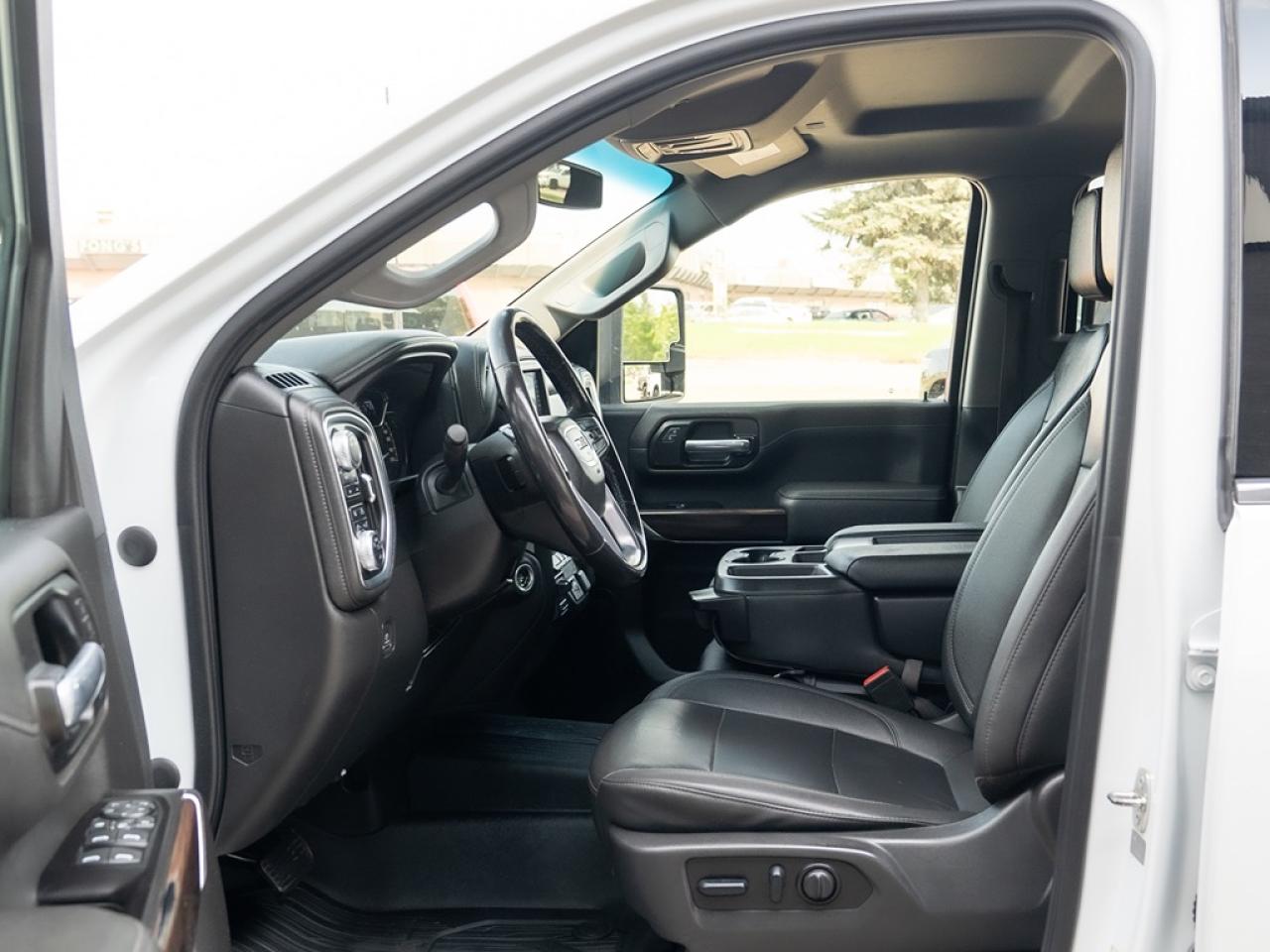 2022 GMC Sierra 3500 SLT DIESEL DUALLY Photo40