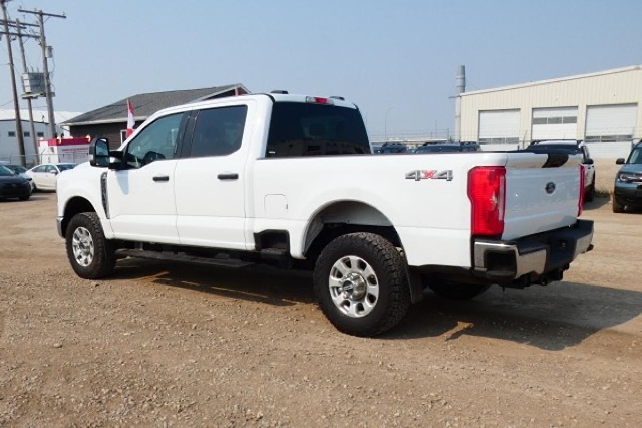 2023 Ford F-250 XLT w/Power cloth seats, BUC - Photo #8