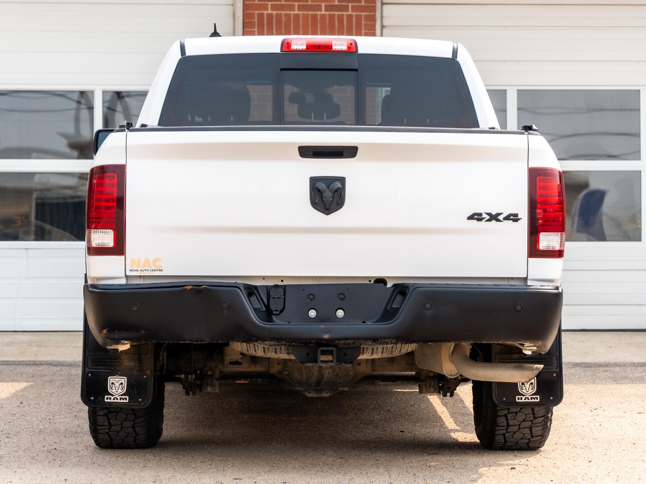 2021 RAM 1500 Classic WARLOCK - Photo #7