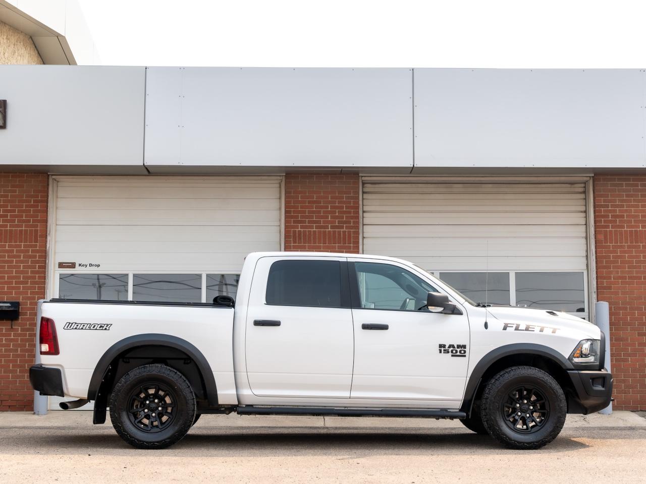 2021 RAM 1500 Classic WARLOCK - Photo #4