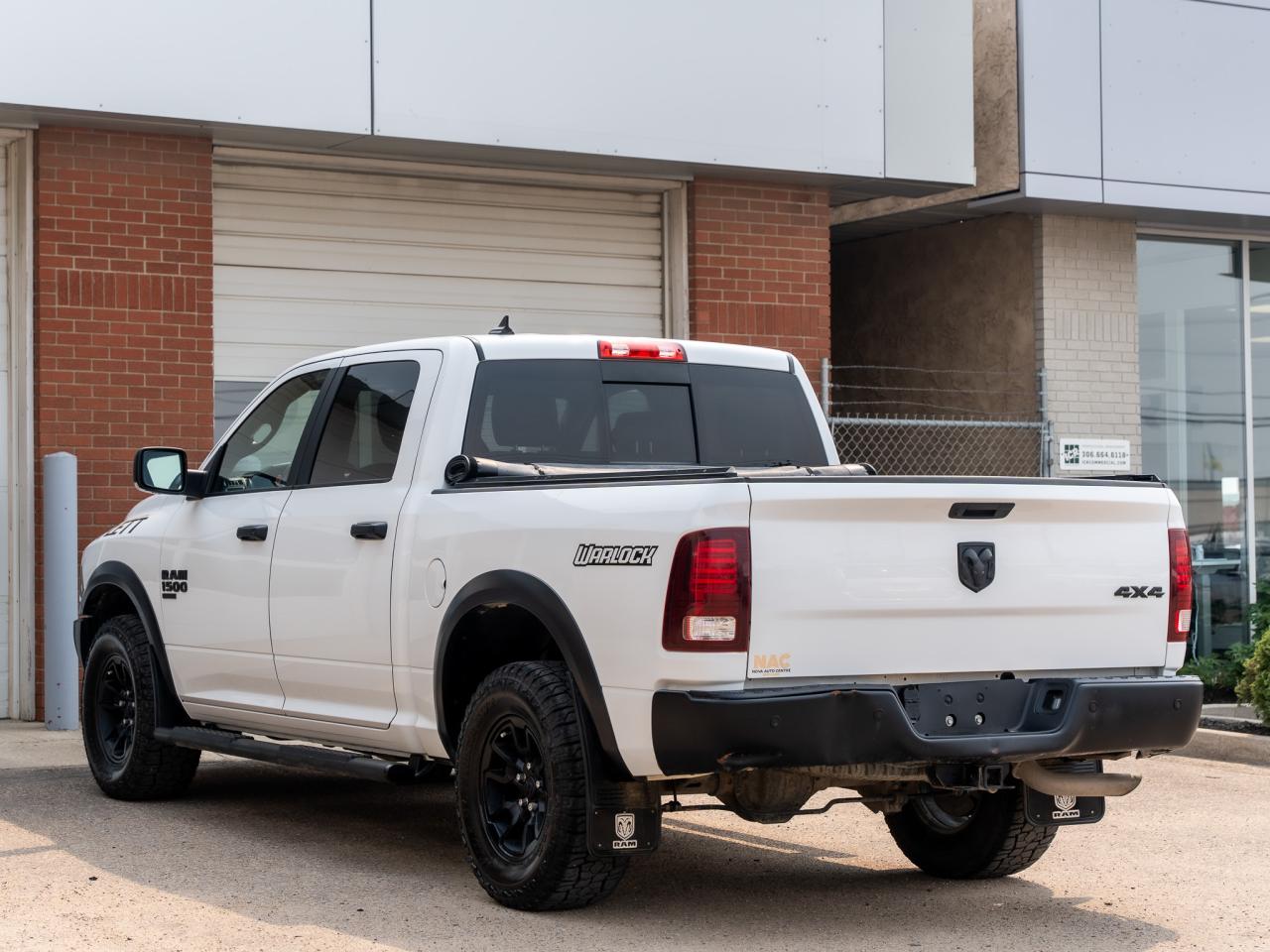 2021 RAM 1500 Classic WARLOCK - Photo #5
