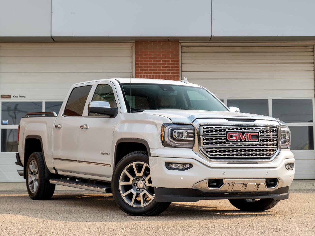 2018 GMC Sierra 1500 Denali - Photo #2