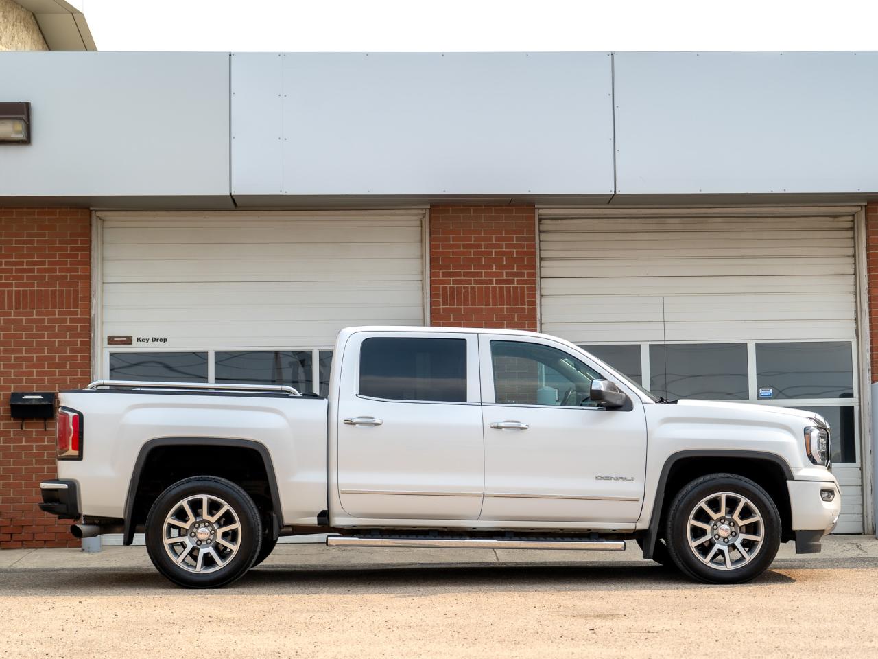 2018 GMC Sierra 1500 Denali - Photo #3