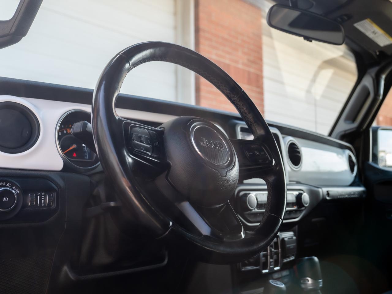 2021 Jeep Wrangler Unlimited Islander - Photo #9